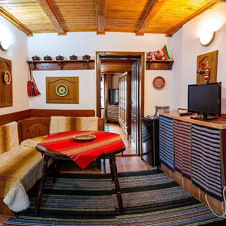 Razsukanova House , разсукановата къща Feriehus