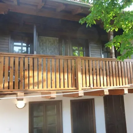 Feriehus Razsukanova House , разсукановата къща